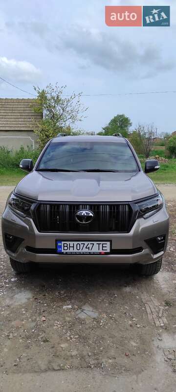 2023 toyota land cruiser prado 150