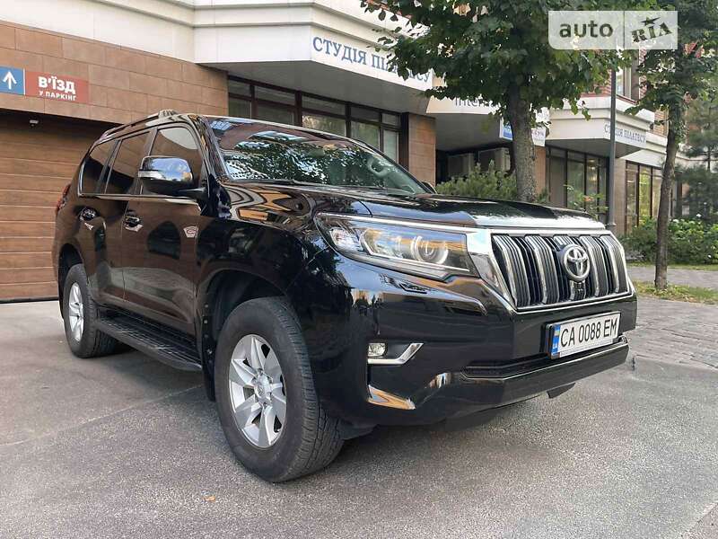 2017 toyota land cruiser prado