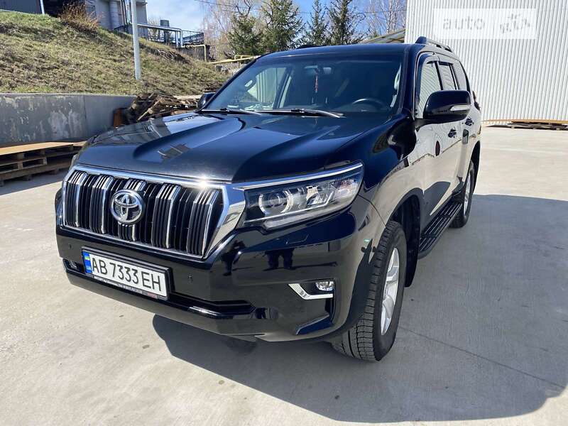2018 toyota land-cruiser-150