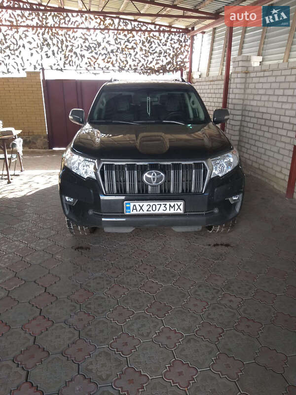 2021 toyota land cruiser prado