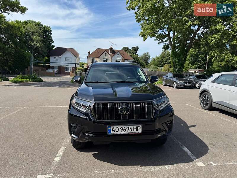 2022 toyota land cruiser prado 150