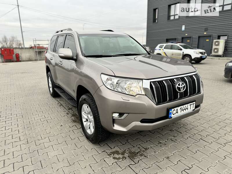 2022 toyota land cruiser 150