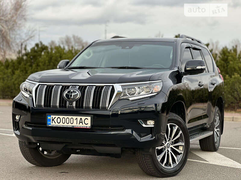 2022 toyota land cruiser prado