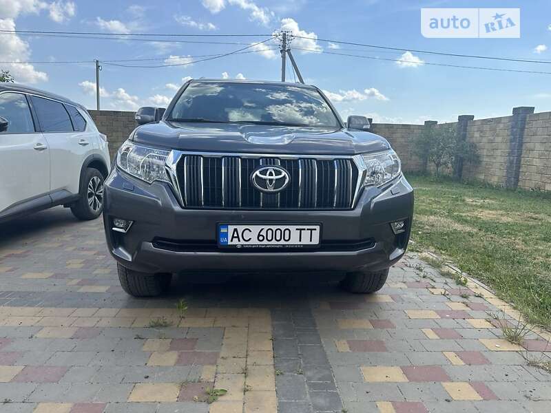 2022 toyota land cruiser prado 150