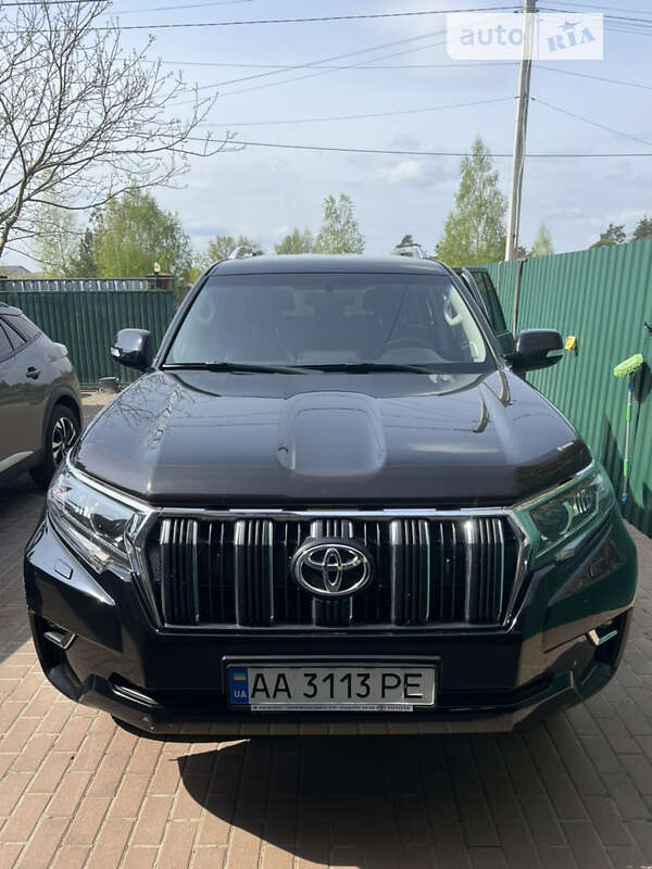 2017 toyota land cruiser prado