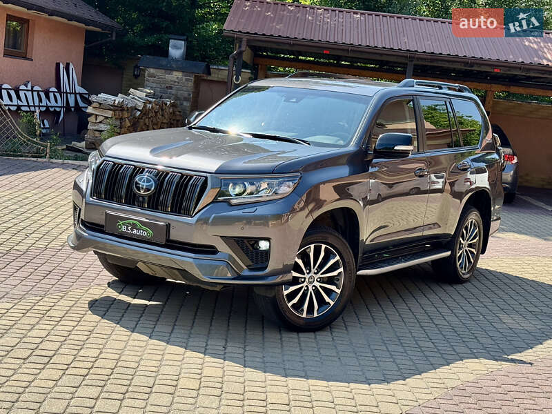 2022 toyota land cruiser 150