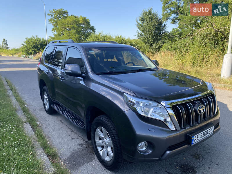2016 toyota land cruiser prado 150