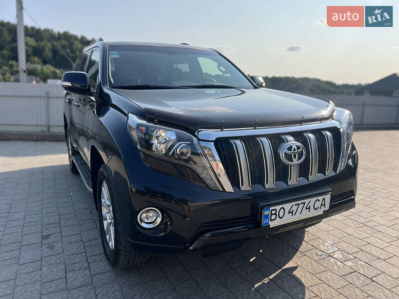2017 toyota land cruiser 150