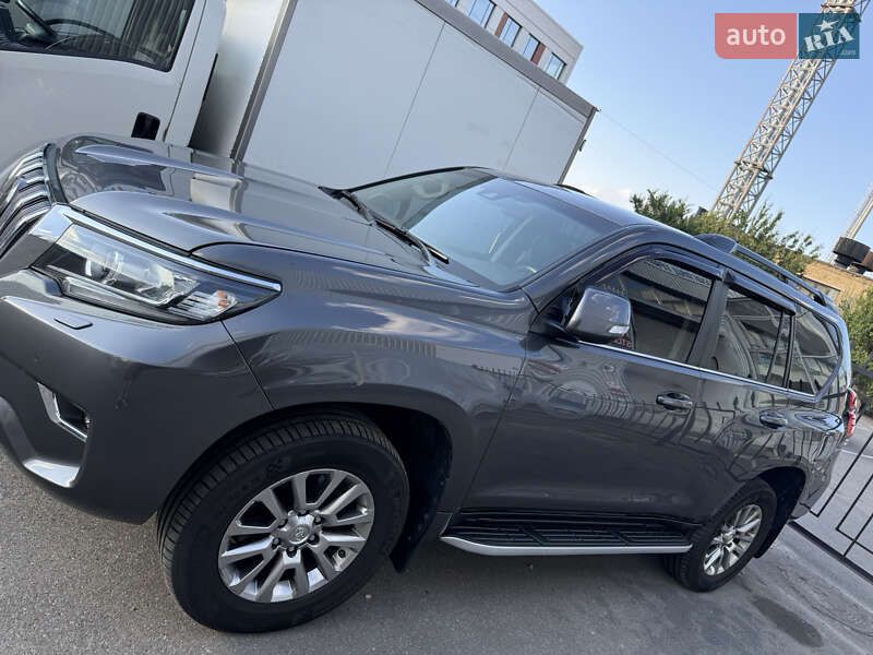 2019 toyota land cruiser prado 150