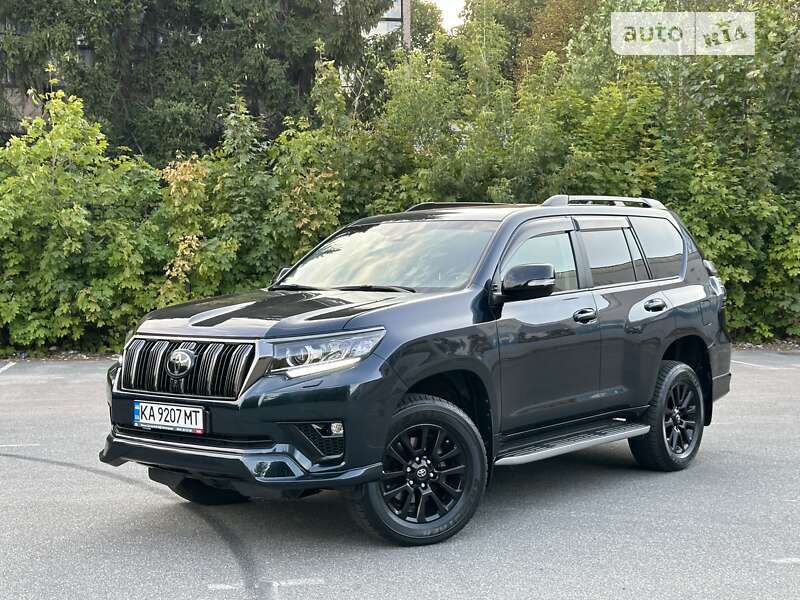 2021 toyota land cruiser 150