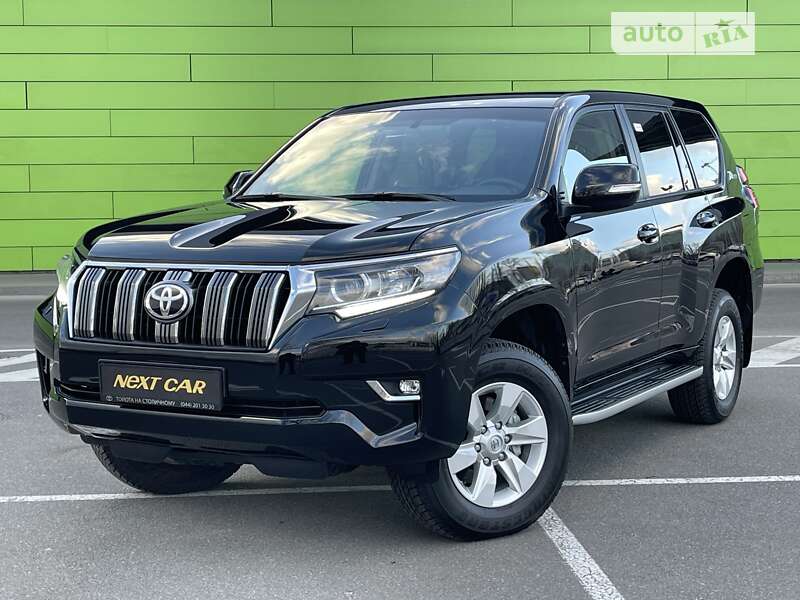 2022 toyota land cruiser prado 150