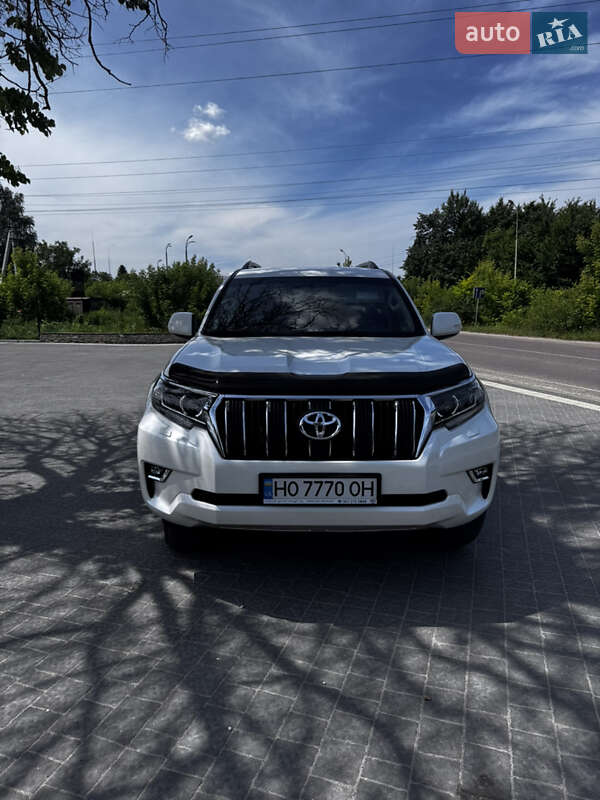 2022 toyota land cruiser prado 150