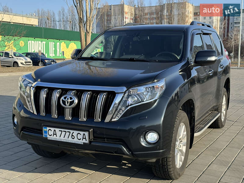 2016 toyota land cruiser 150