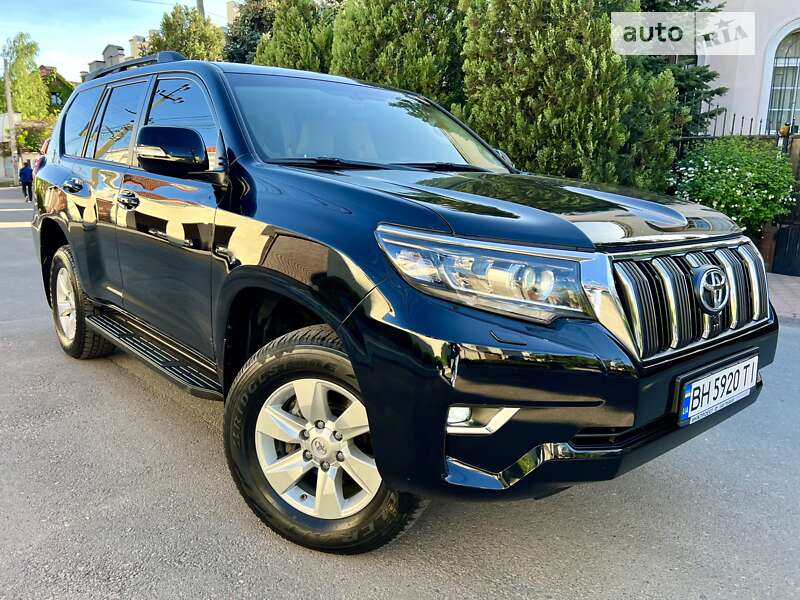 2018 toyota land cruiser 150