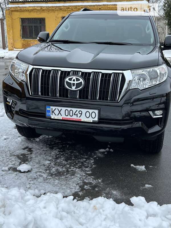 2021 toyota land cruiser prado 150