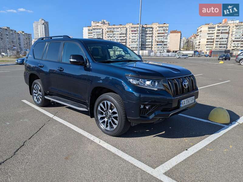 2022 toyota land cruiser prado 150