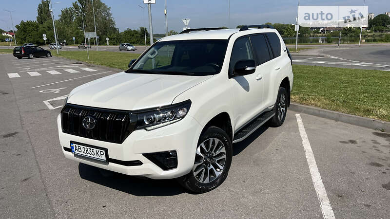 2022 toyota land cruiser prado 150
