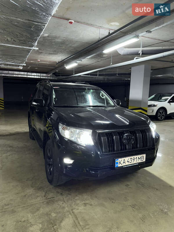 2021 toyota land cruiser prado 150