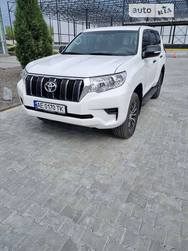 2021 toyota land cruiser prado 150