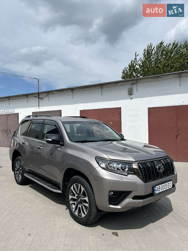 2022 toyota land cruiser prado 150