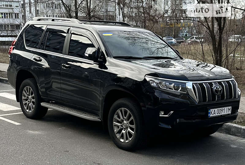 2019 toyota land cruiser prado 150
