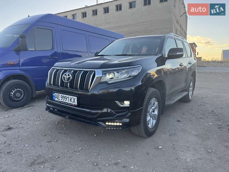 2021 toyota land cruiser prado