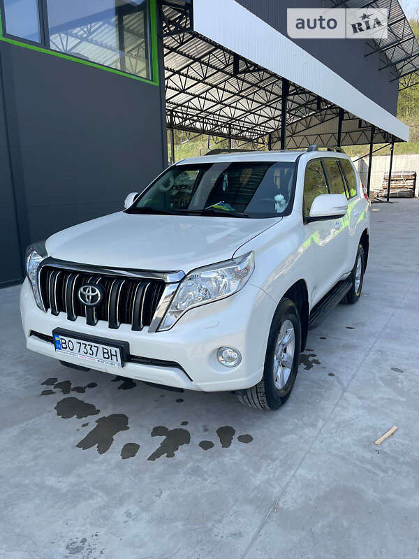 2016 toyota land cruiser prado