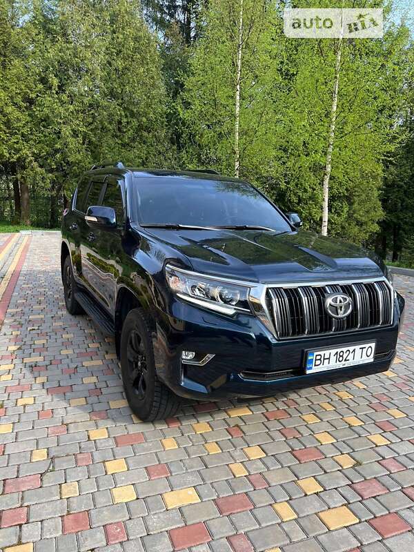 2019 toyota land cruiser 150