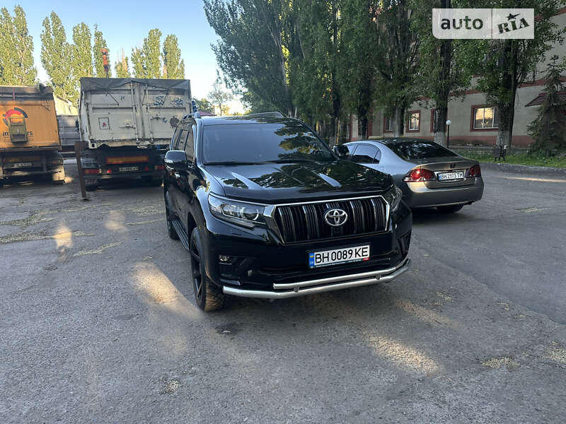 2021 toyota land cruiser prado 150
