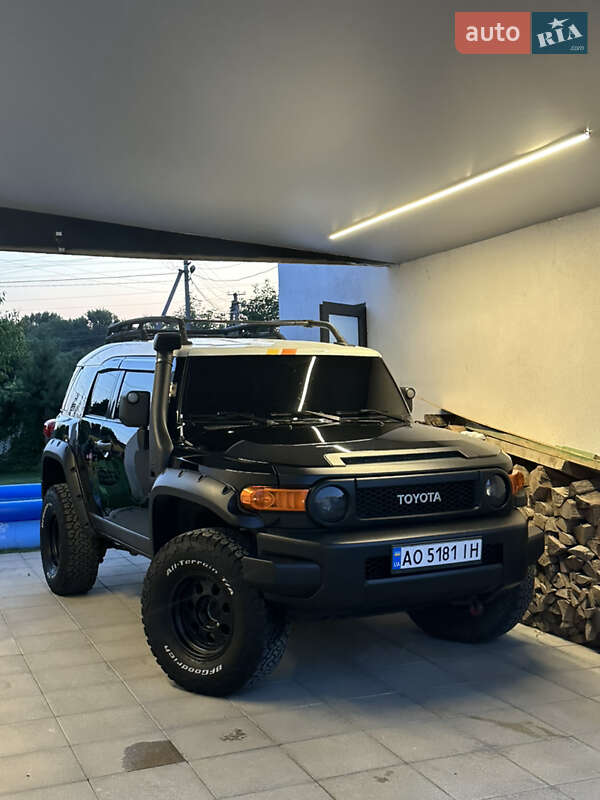 2006 toyota fj-cruiser