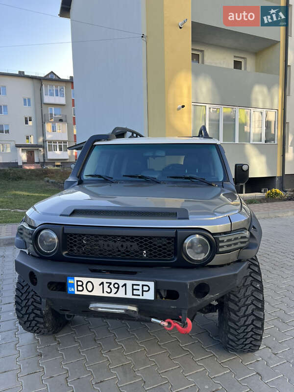 2008 toyota fj cruiser