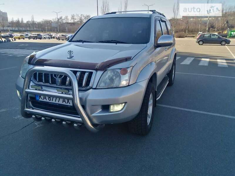 2005 toyota prado