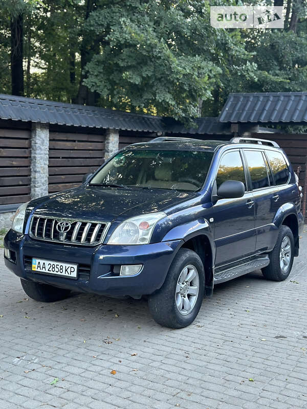2004 toyota prado
