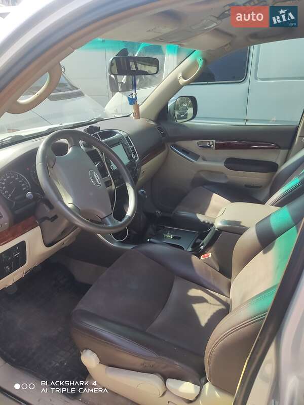 2003 toyota prado