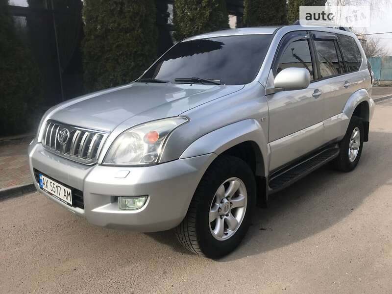 2005 toyota land cruiser