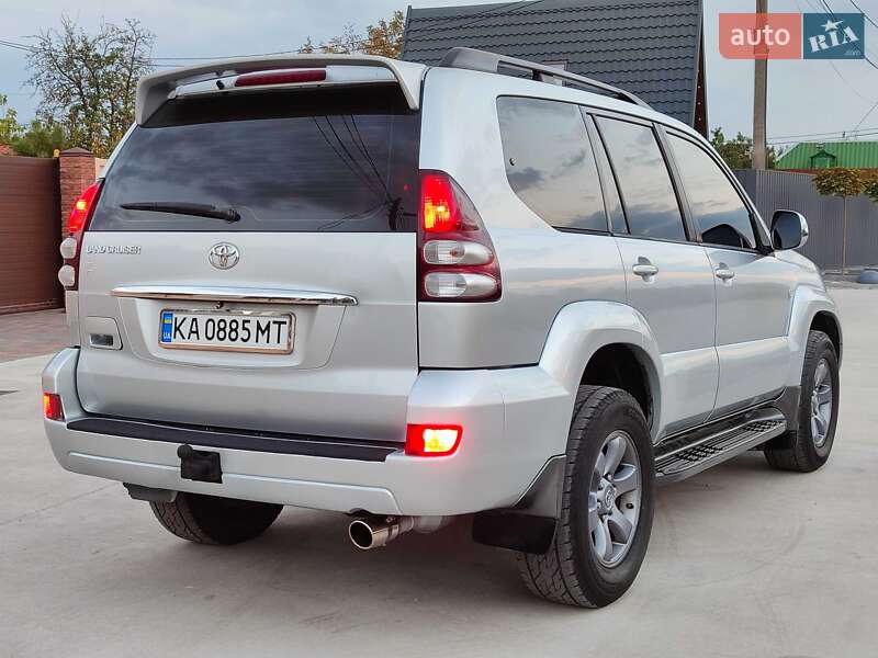 2005 toyota prado