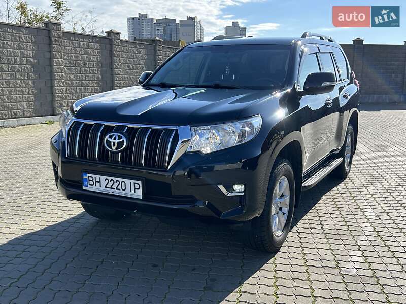 2019 toyota land cruiser 150