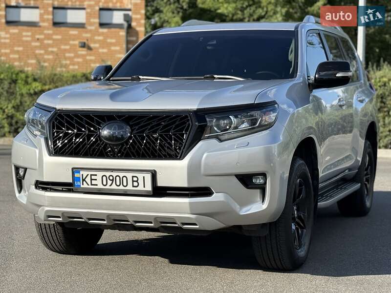 2019 toyota land cruiser prado
