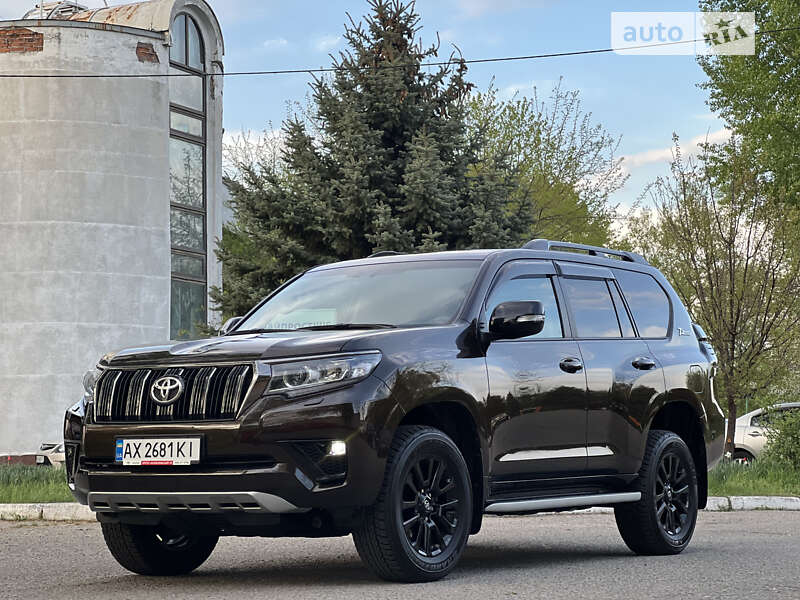 2021 toyota land cruiser prado 150