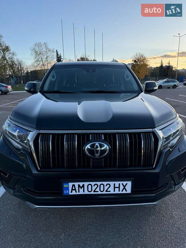2021 toyota land cruiser prado 150