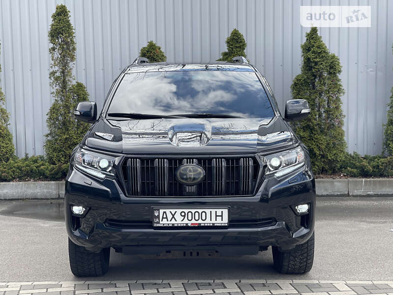 2013 toyota land cruiser 150