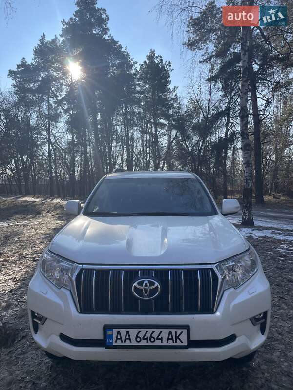 2019 toyota land cruiser prado 150