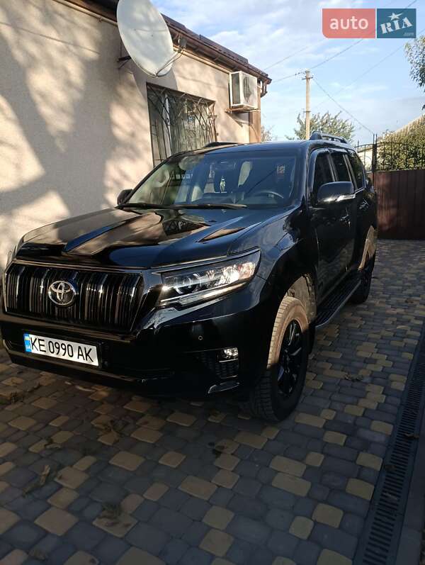 2021 toyota land cruiser prado