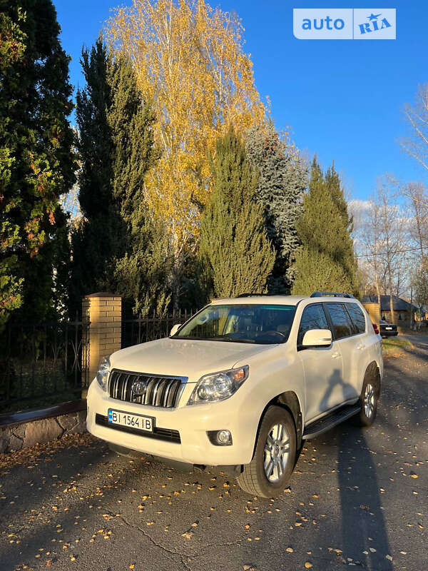 2010 toyota land cruiser 150