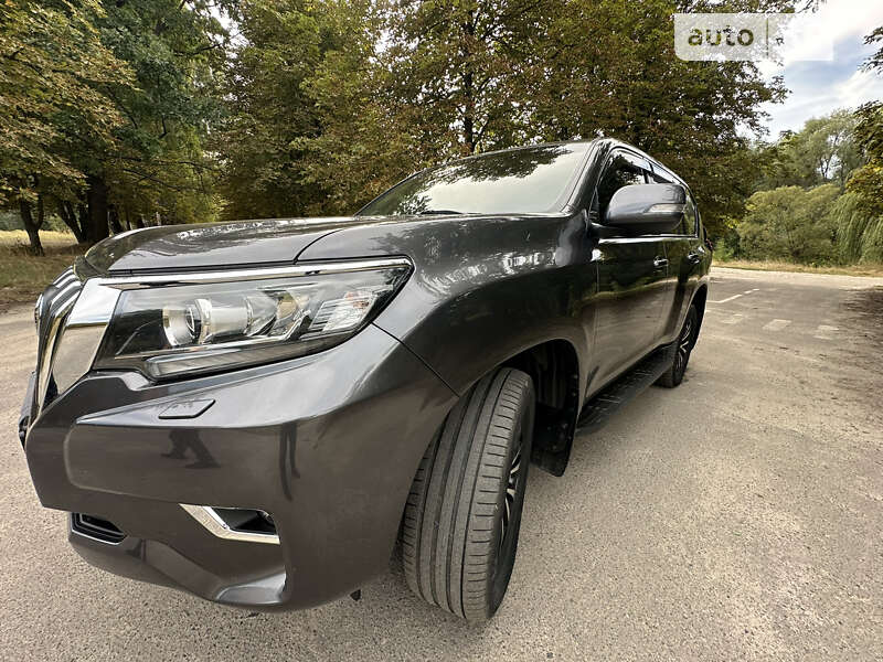 2019 toyota land cruiser prado 150