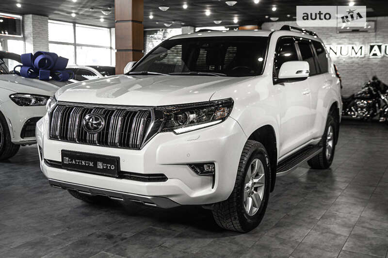 2019 toyota land cruiser prado