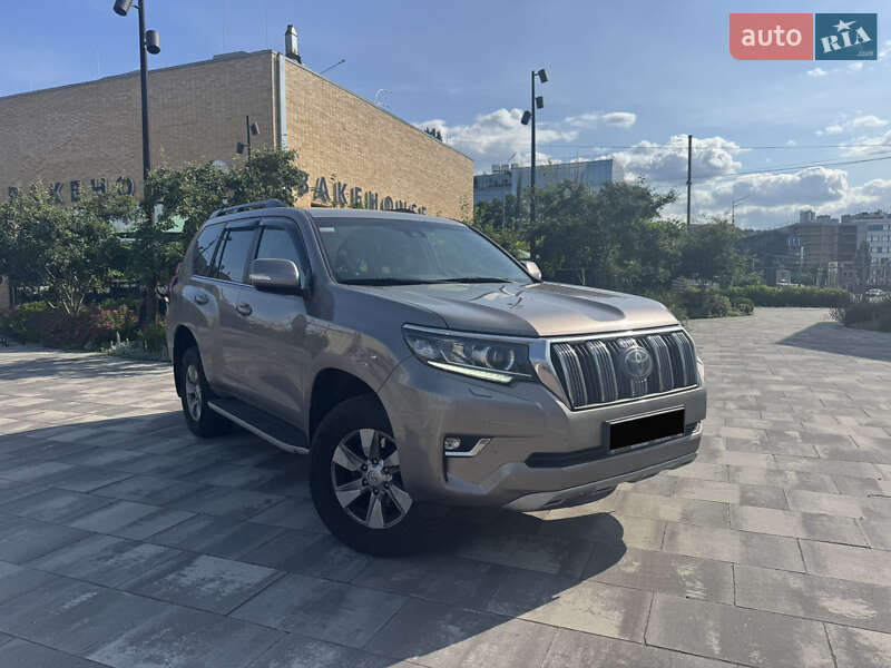2019 toyota land cruiser prado 150