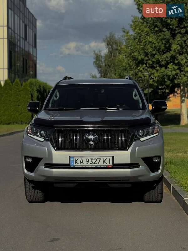 2021 toyota land cruiser prado 150