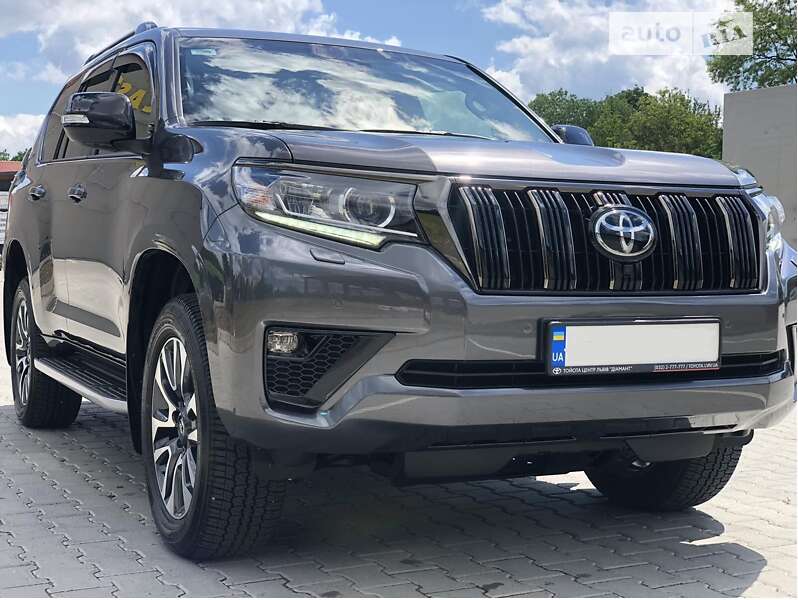 2021 toyota land cruiser prado