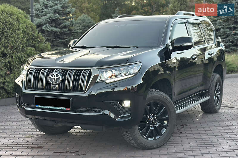 2021 toyota land cruiser prado 150
